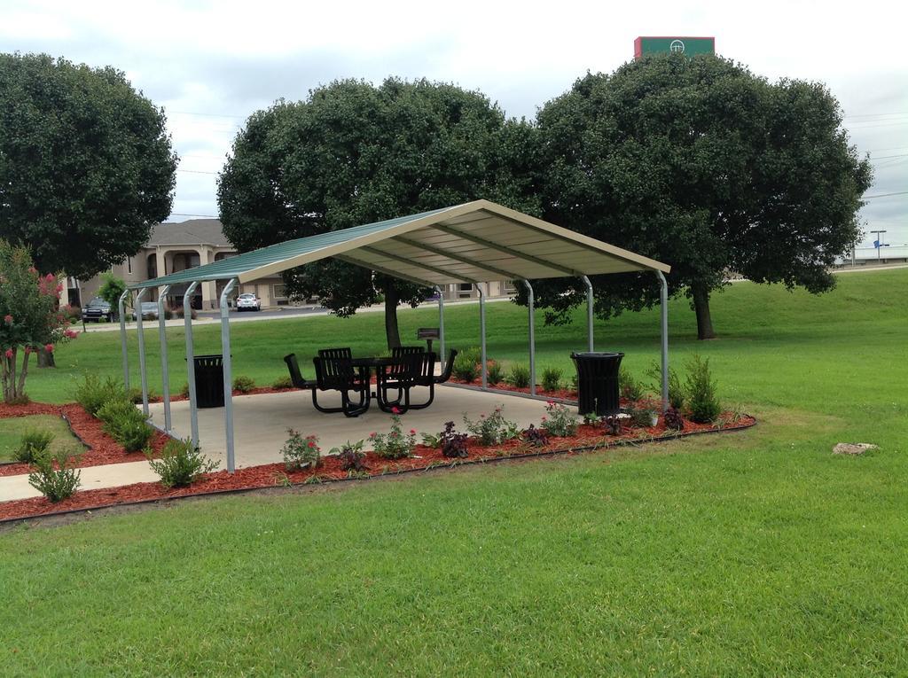 Hallmarc Inn & Suites Of West Memphis Ngoại thất bức ảnh