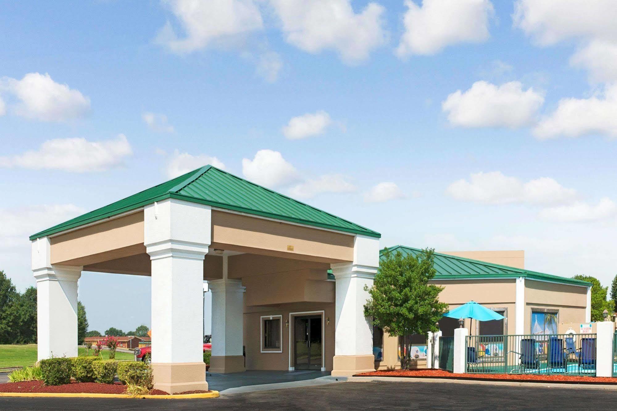 Hallmarc Inn & Suites Of West Memphis Ngoại thất bức ảnh